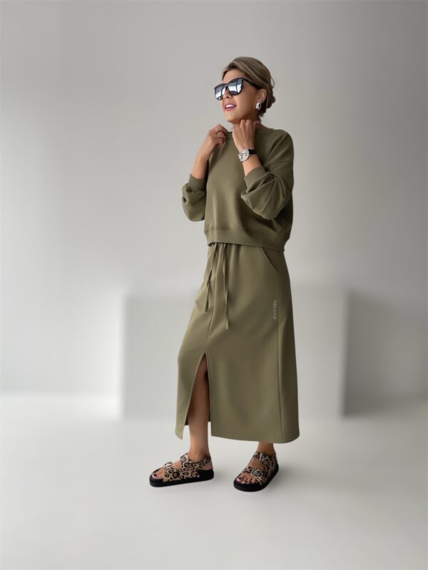 H2H code - Aukštos kokybės laisvalaikio kostiumai