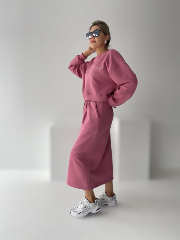 H2H code - Aukštos kokybės laisvalaikio kostiumai